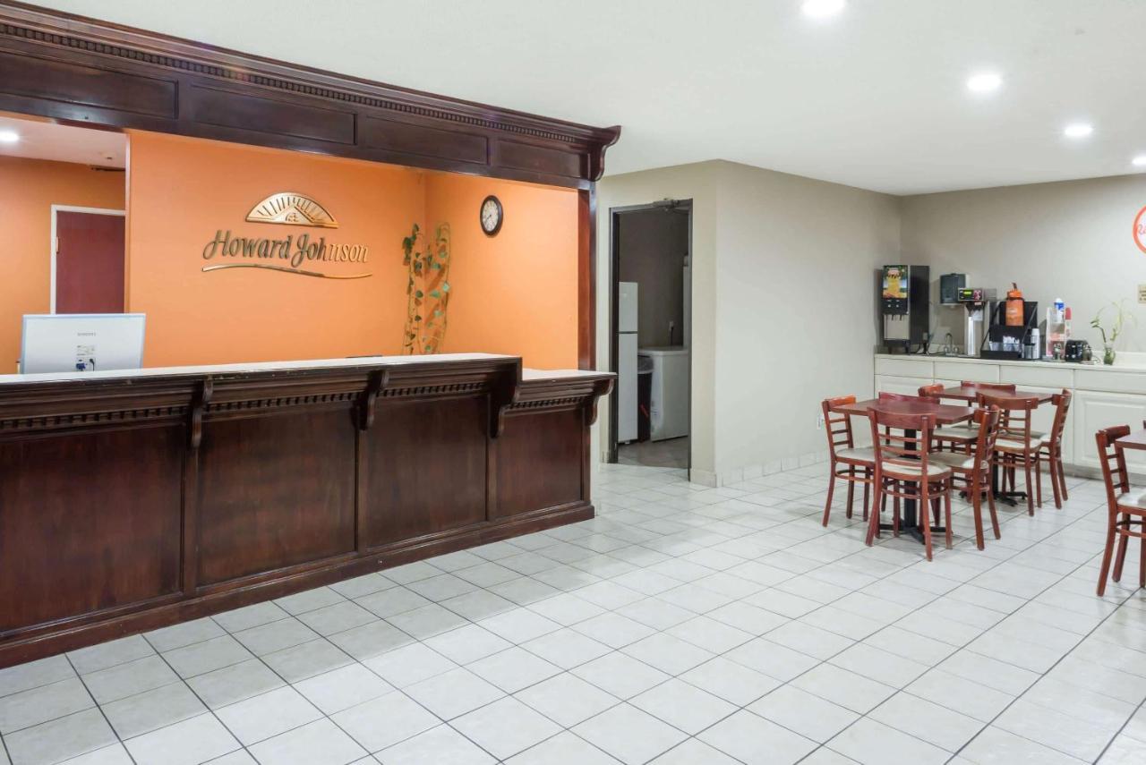 Howard Johnson By Wyndham Iowa La Zewnętrze zdjęcie