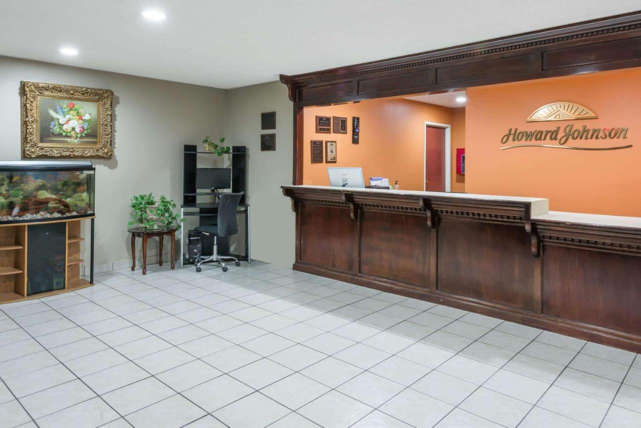 Howard Johnson By Wyndham Iowa La Zewnętrze zdjęcie